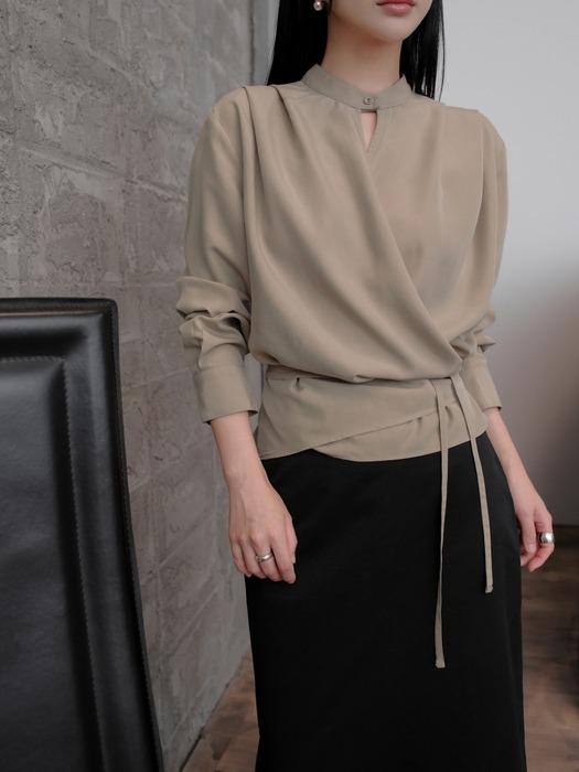 브루넬 사선 랩 블라우스[beige]