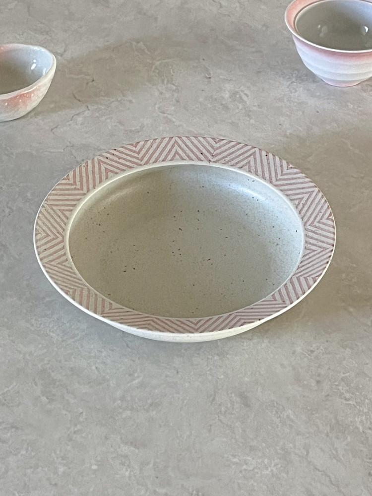 (핑크재그 보울) 파스타볼 메인 플레이트 핑크색 홈카페 일본 도자기접시