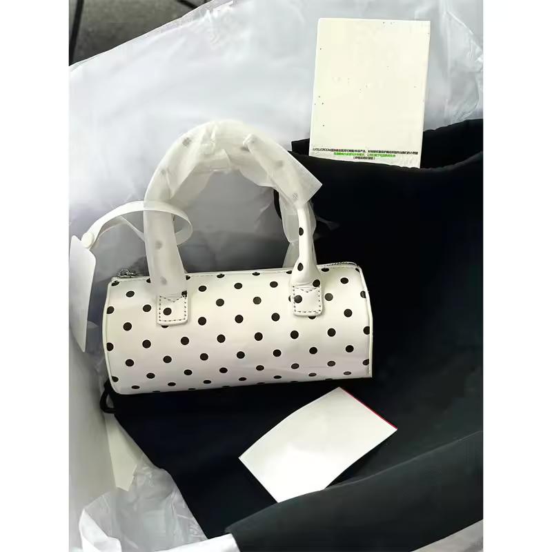 여성용 백팩 도시적 심플한 패션 스타일 2024 여름 인조 가죽 여성용 통근용 싱글 숄더 크로스바디 포인트 디테일 케이크 디테일 다목적 백팩 가방