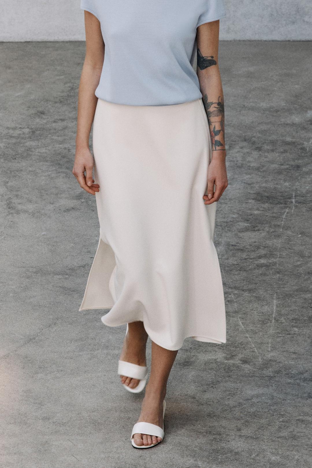 셀리나 슬릿 밴딩 스커트 (cream)