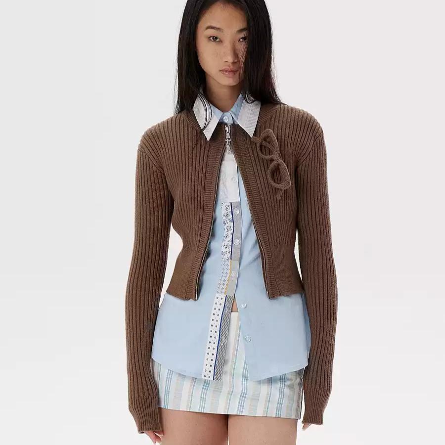9266 STUDIO 가디건 빈티지 브라운 안경 코사지 크롭 집업 니트 재킷