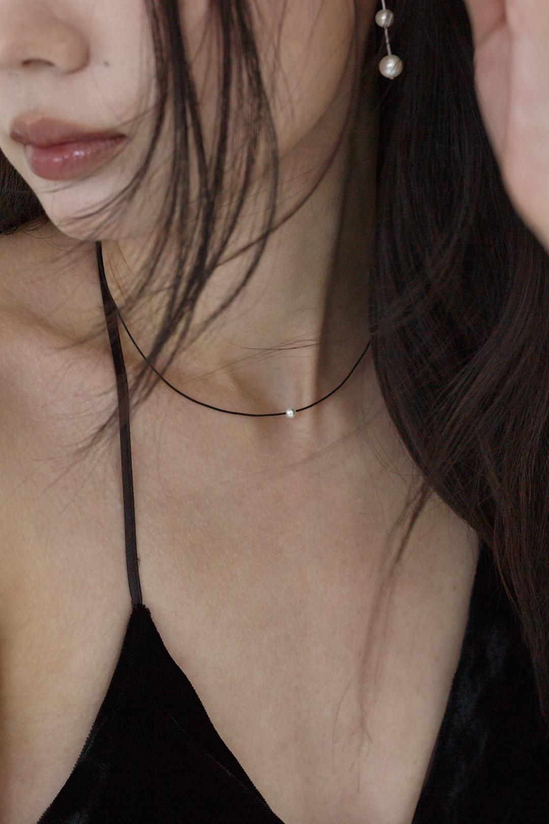 [MJxME] Pearl String Necklace
