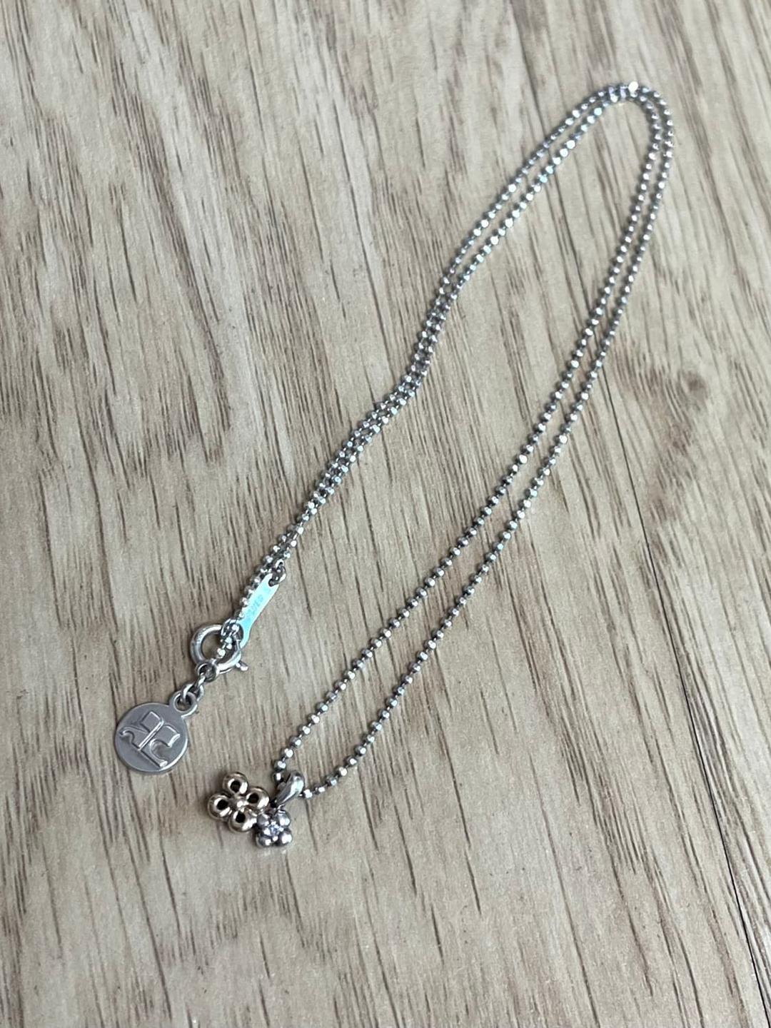 꾸레쥬  k18 실버 목걸이 네잎클러버 꽃 | 후루츠패밀리