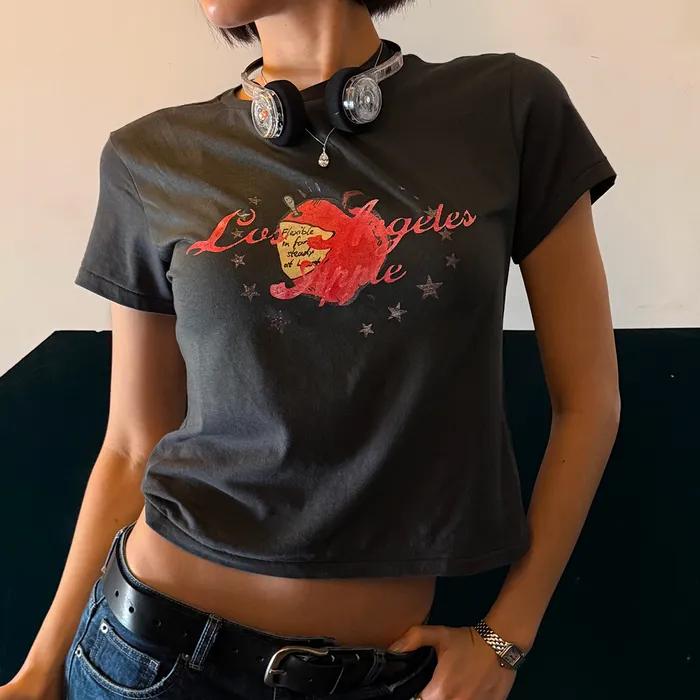 [키야 착용] [예약] [2차] APPLE GRAPHIC TEE (CHARCOAL)