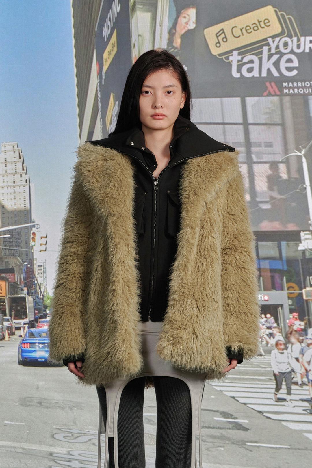 [우영 PICK'S] BIG COLLAR FUR JACKET / BEIGE