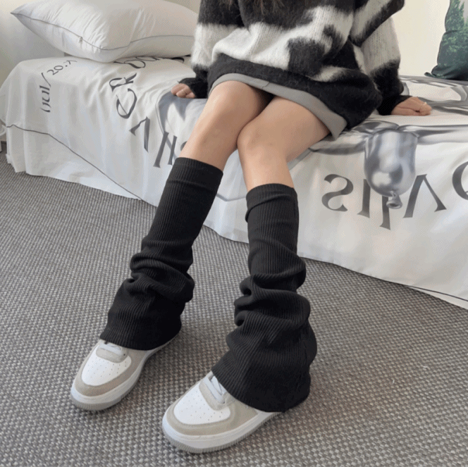 [하이틴] 아로 부츠컷 골지 니트 롱 레그 워머