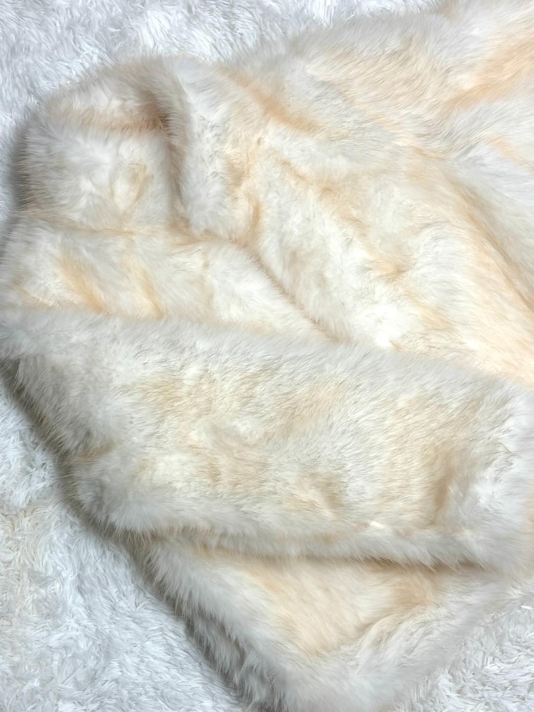 아이보리 화이트 베이지 믹스 퍼 자켓 오네갸루 | 후루츠패밀리