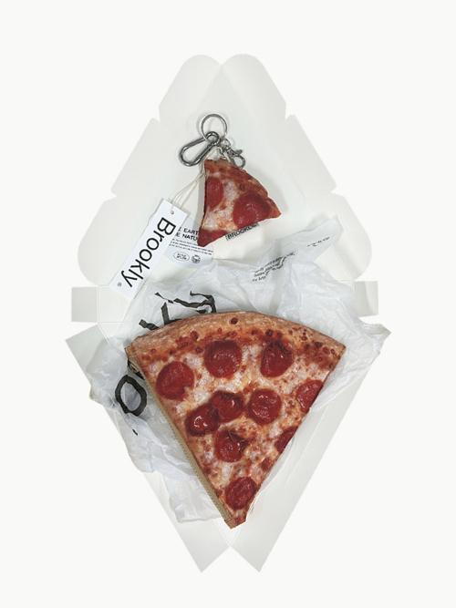 A Slice Pouch+Keyring SET