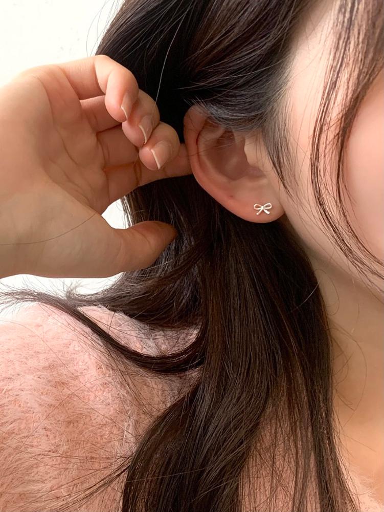 (silver925) mew ribbon earring 리본 귀걸이 은 귀걸이