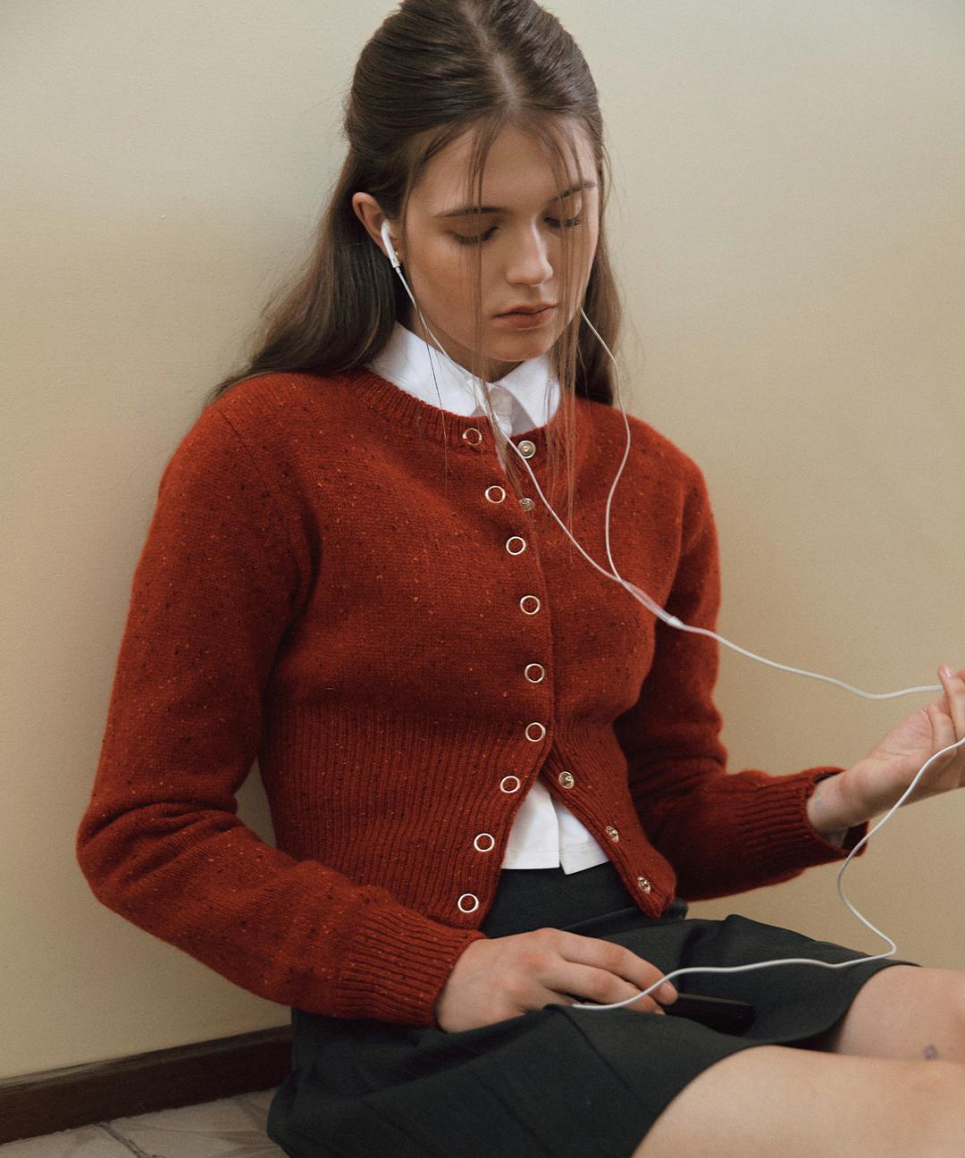 [08.25 10am *오픈 예정*] Cony Dust Fine Wool Cardigan ( Red )