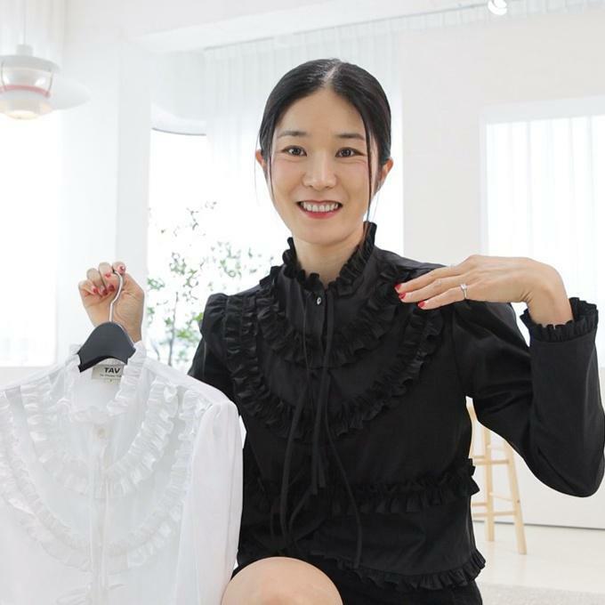 TAV Signature Frill Ribbon Blouse - 3color [보라끌레르착용]