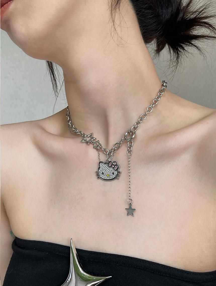 Ttsunami heavy metal Hello Kitty necklace