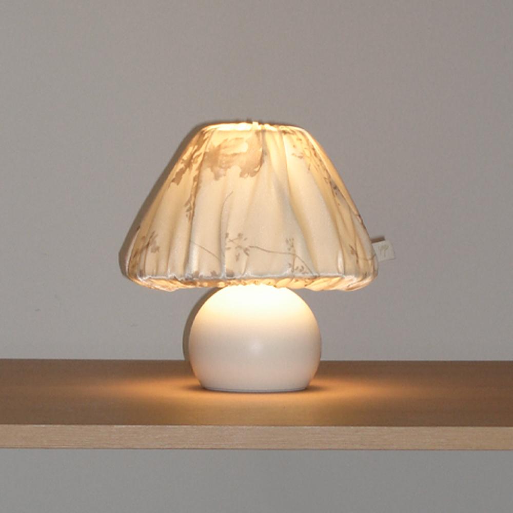 oriental silk flower lamp