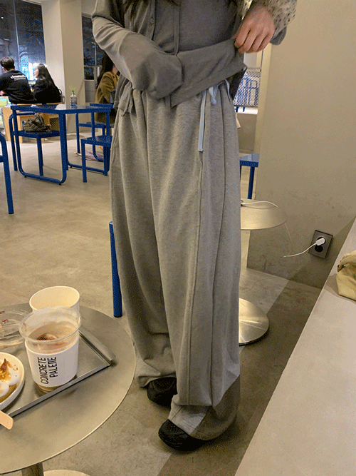 blue ribbon sweat pants