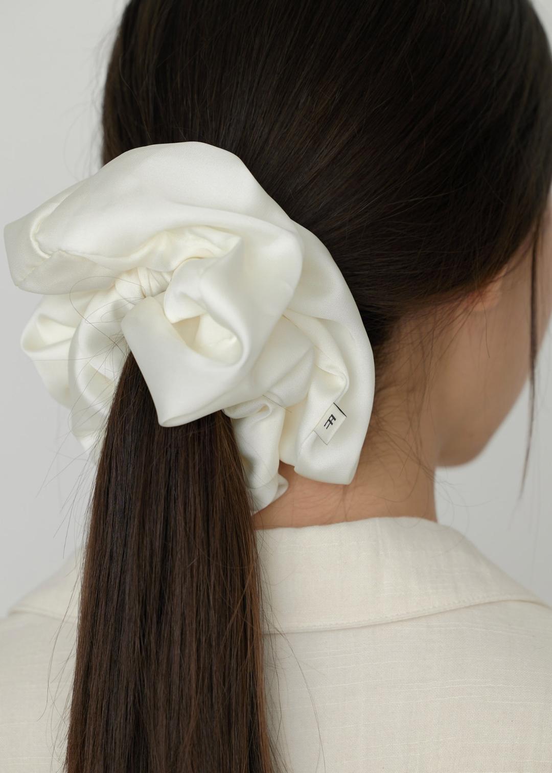 Silk Scrunchies Cream