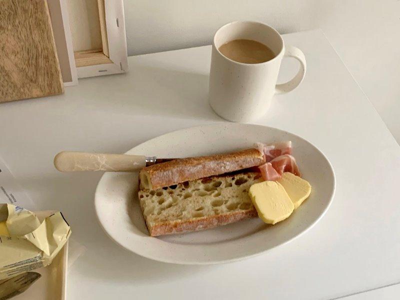 크림앤페퍼 플레이트& 머그