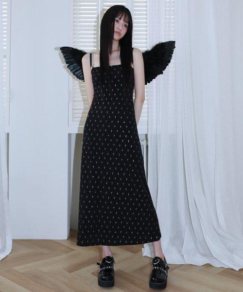 0 9 체인 스트랩 십자가 원피스 - 블랙