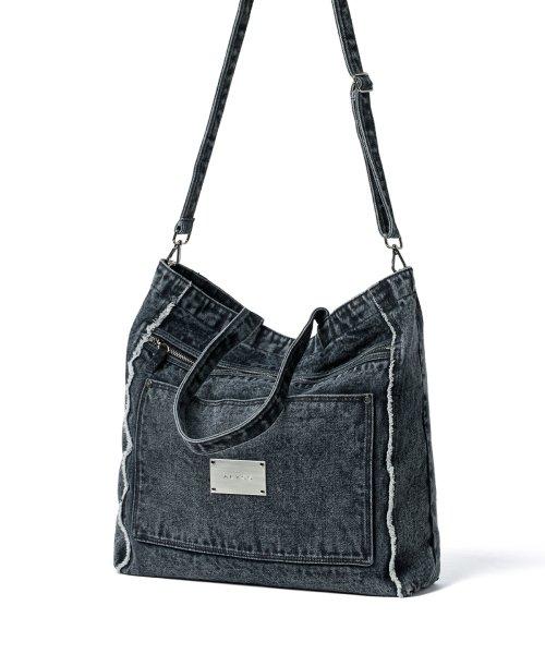 컷오프 스퀘어 데님 크로스백 [워시드 블랙]