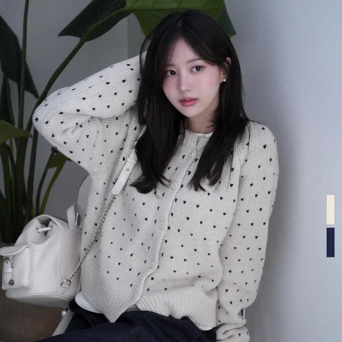 [주미니 Pick] [1차:11/27 예약배송] Polka Dot wool cardigan [KNFW04CD07]_[2color]