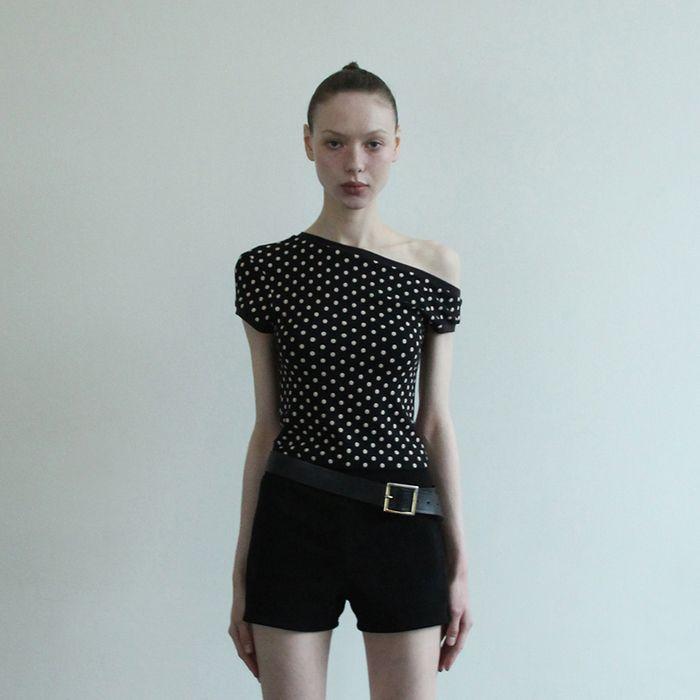 DOT UNBALNCE RINGER TOP (BLACK)