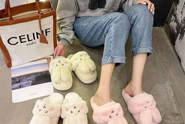 뽀송토끼 겨울 털슬리퍼 털실내화 2size / 2colors