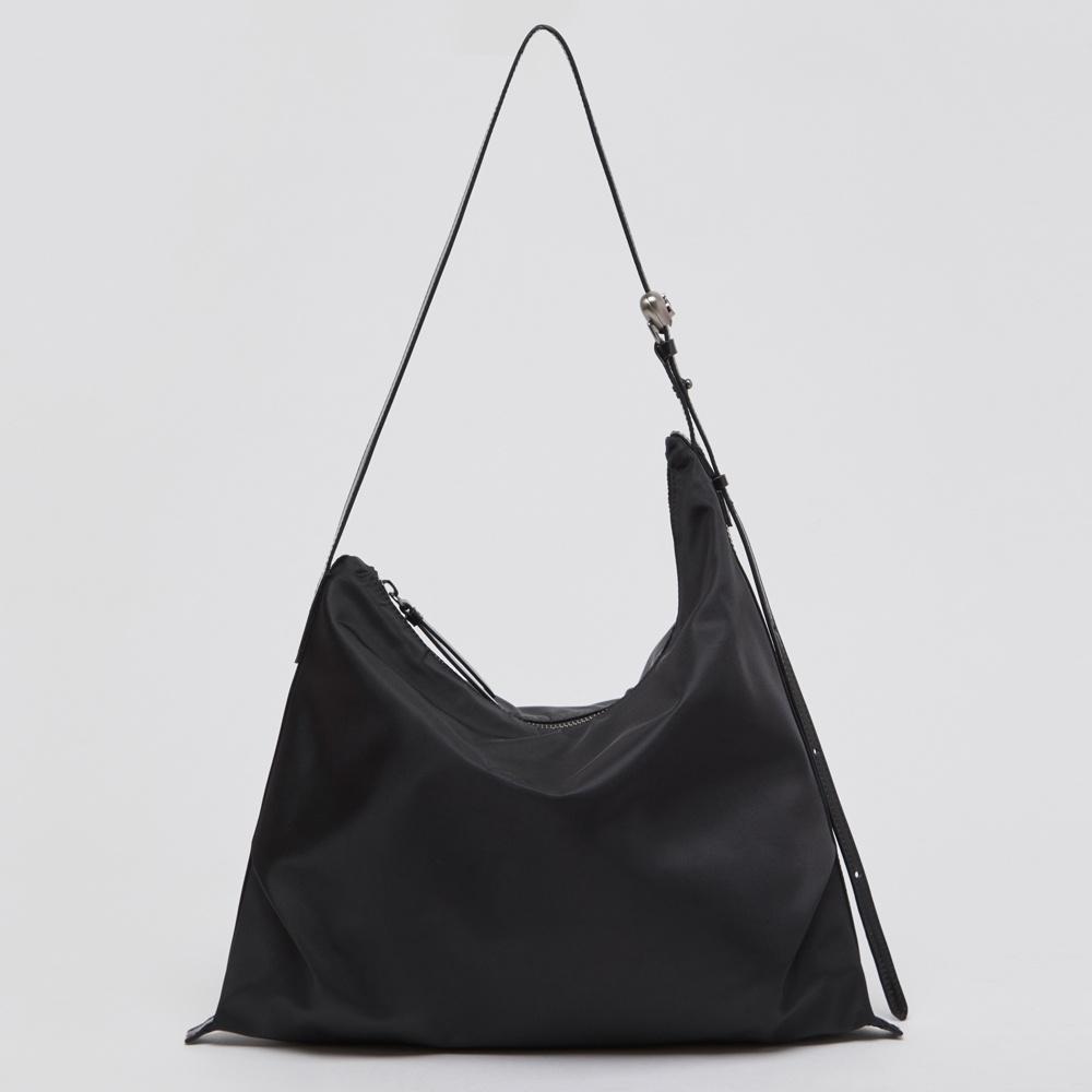 Luv luna bag(Nylon black)