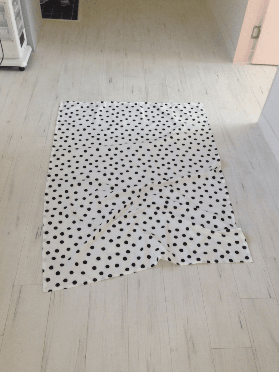 가벼운 도트 돗자리, 하양