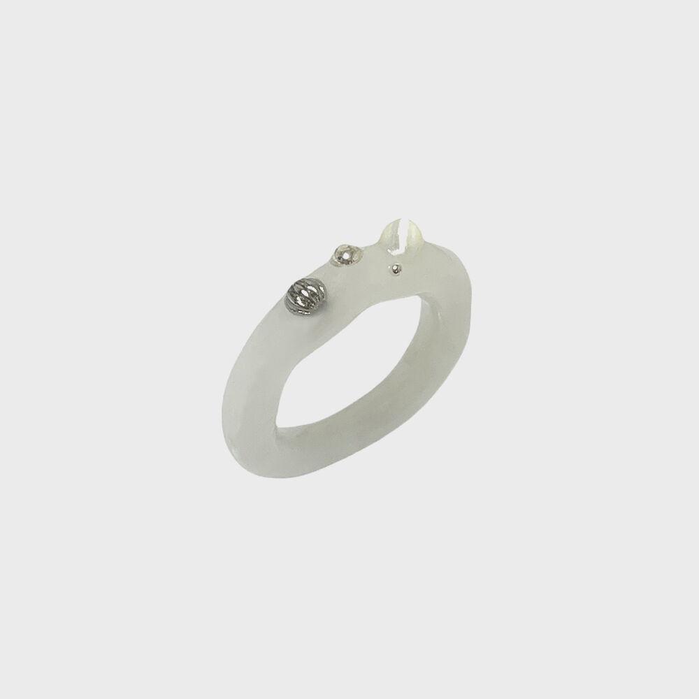 circle club_white