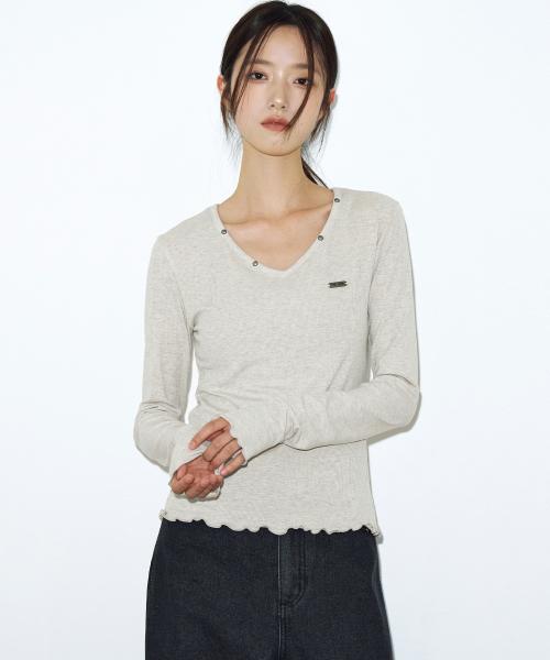 브이넥 리브드 스터드 트리밍 티셔츠 [오트밀]
