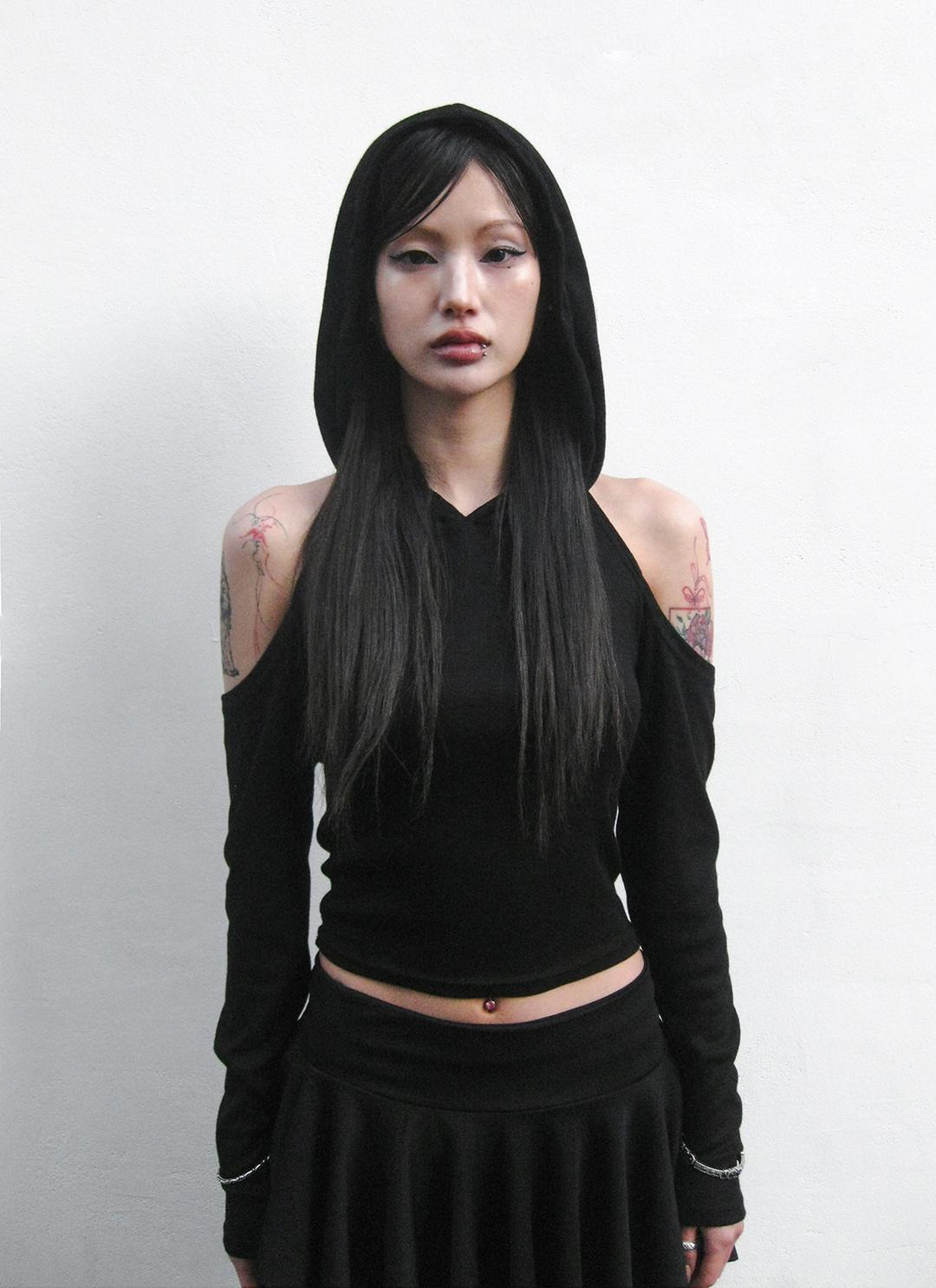 하루[春] - Drape hood T (Black/Gray)