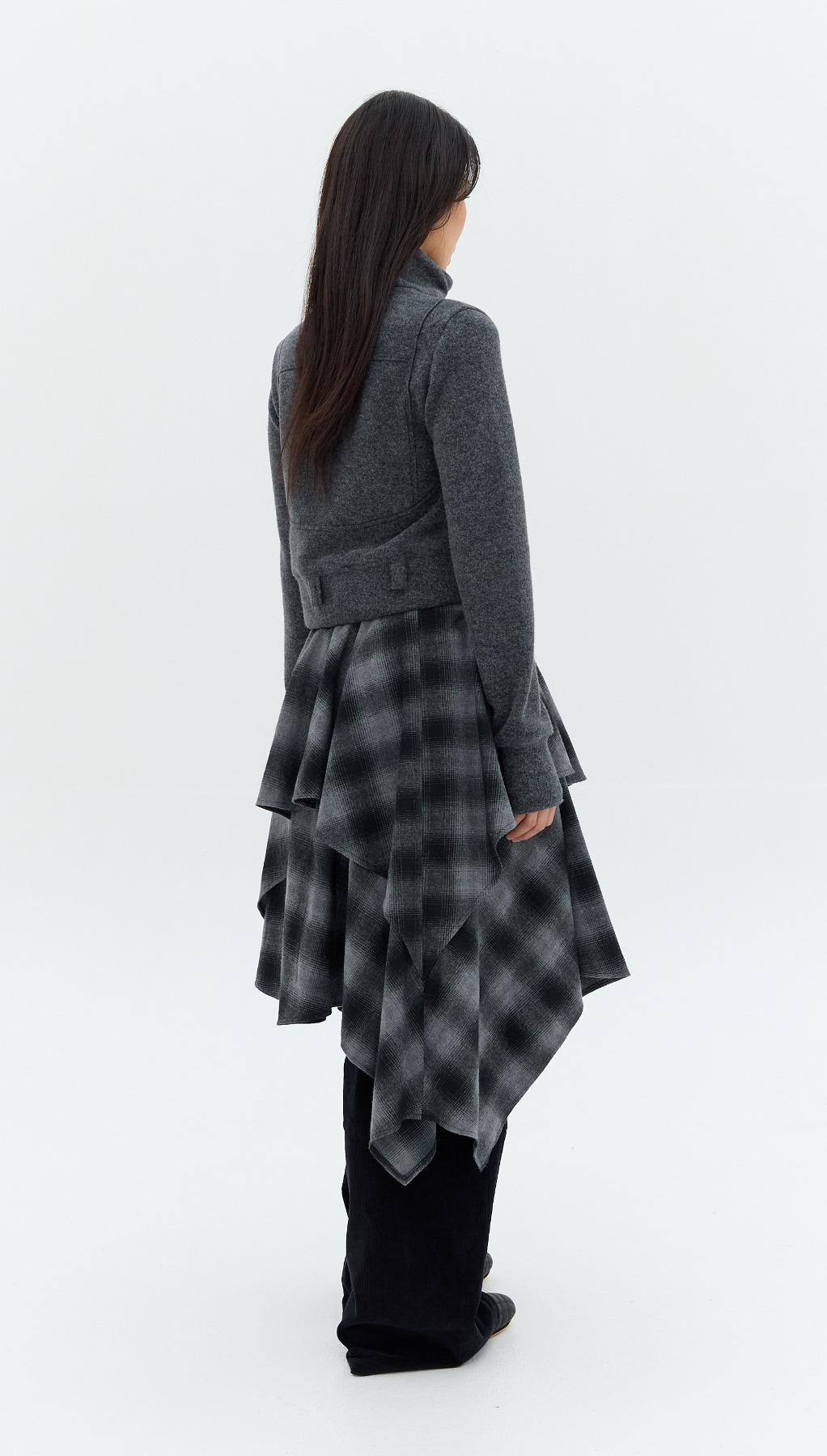 CLUSTER LINE ZIP-UP (CHARCOAL)