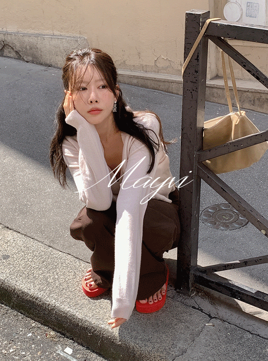 언더비 [당일발송🔥/스프링세일🌸//Mayvi/레이어드/베스트재입고] Pluto 브이넥 나시 가디건 세트 (4 color), 메리노울 45%