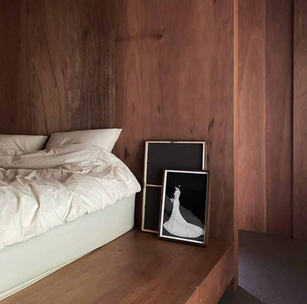 프리미엄 꼴라주 웨딩 기념 원목 액자 포토테이블 대형 20r A2 A3 월넛 오크 사진인화