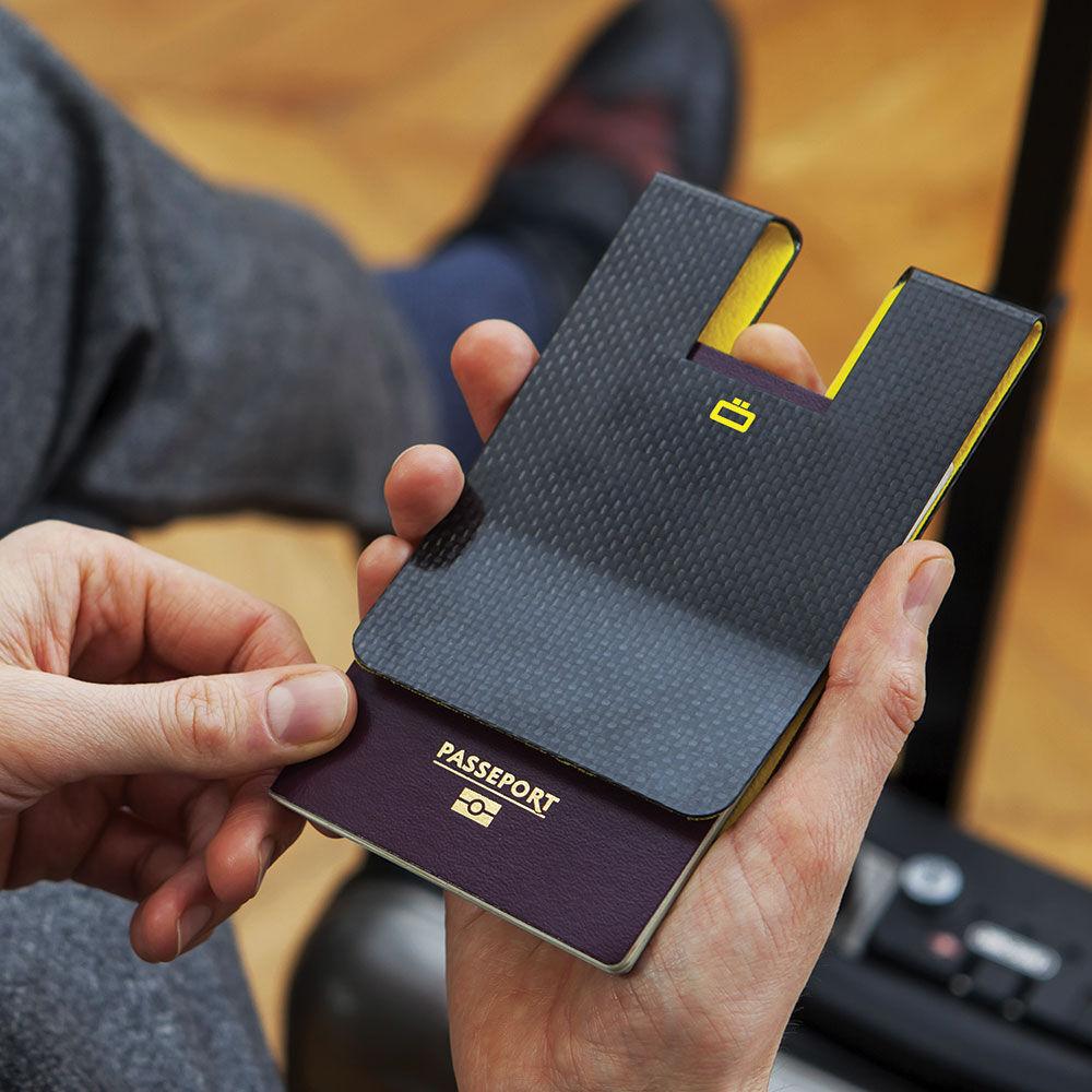 오곤 카본컬렉션 여권지갑(리얼카본)