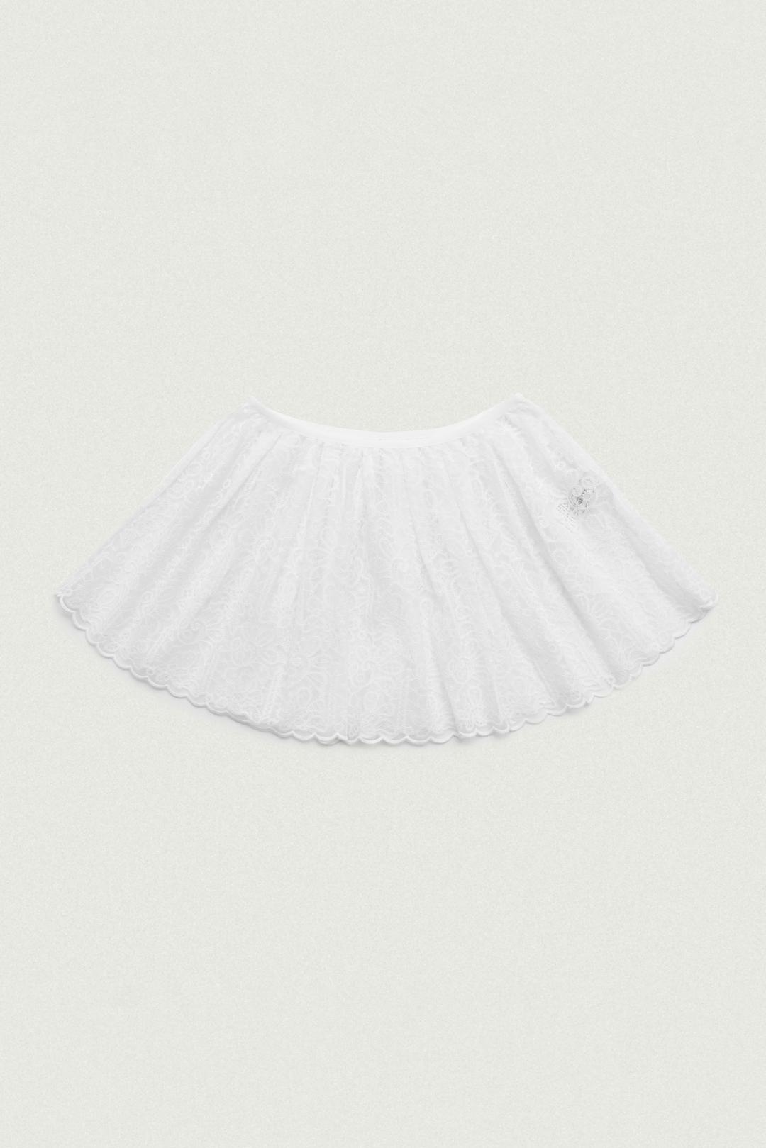 Embroidery Pleats Skirt (Ivory)