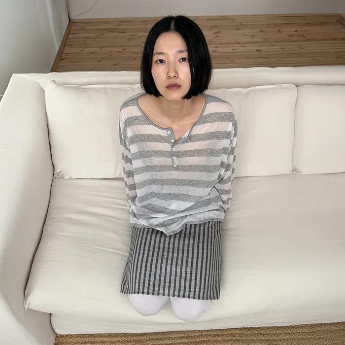 SUMMER STRIPE HENLEY TEE IN GREY