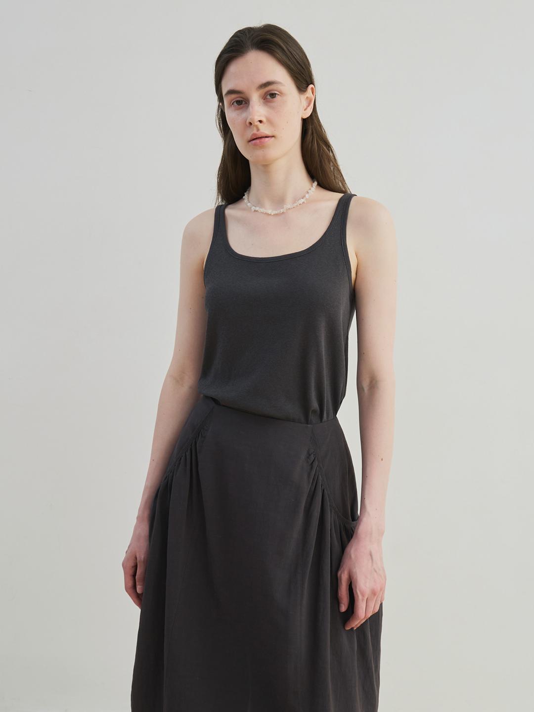 sleeveless t-shirt (charcoal)