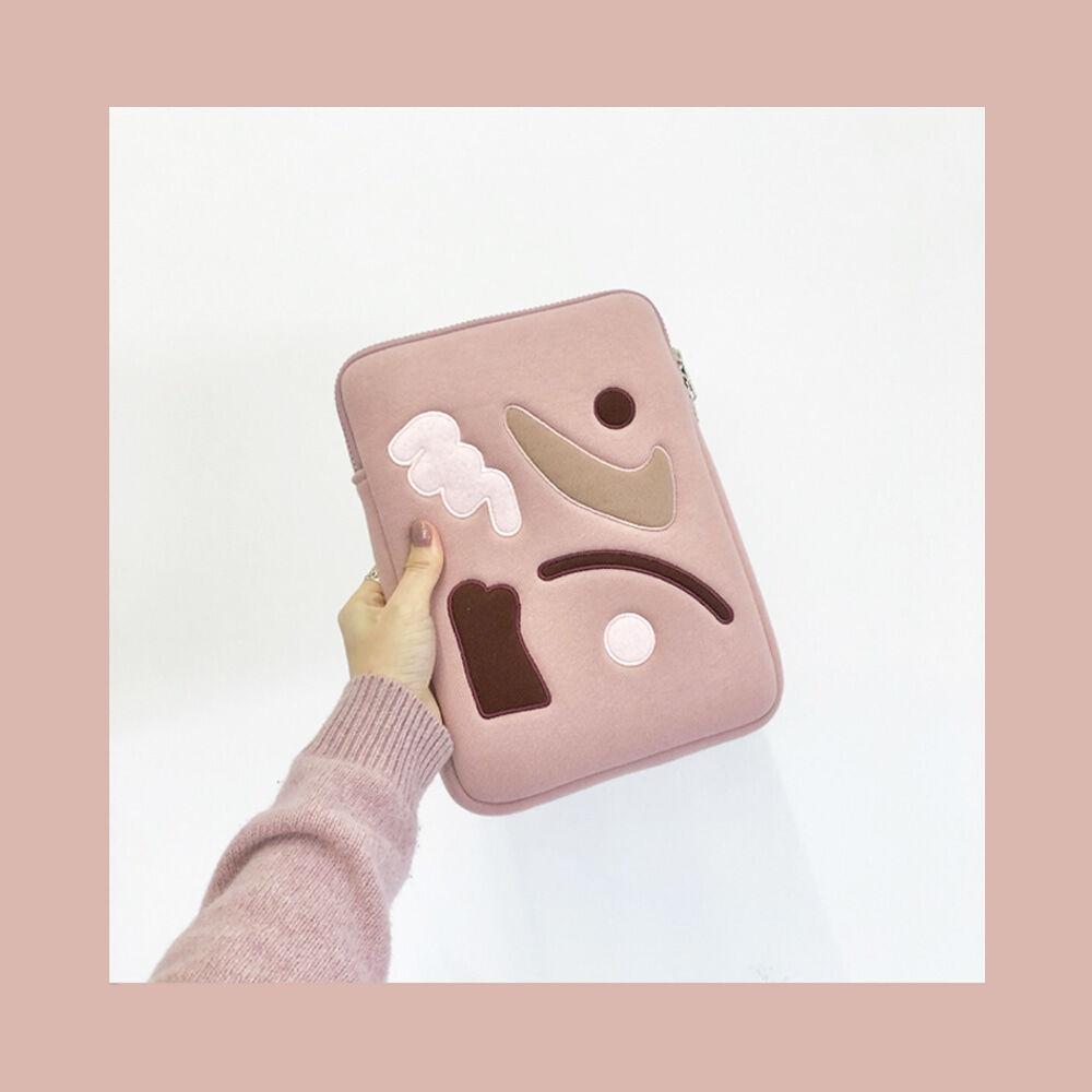 Kuviolo Tablet Pouch 1 (9.7 ~ 11 inch)