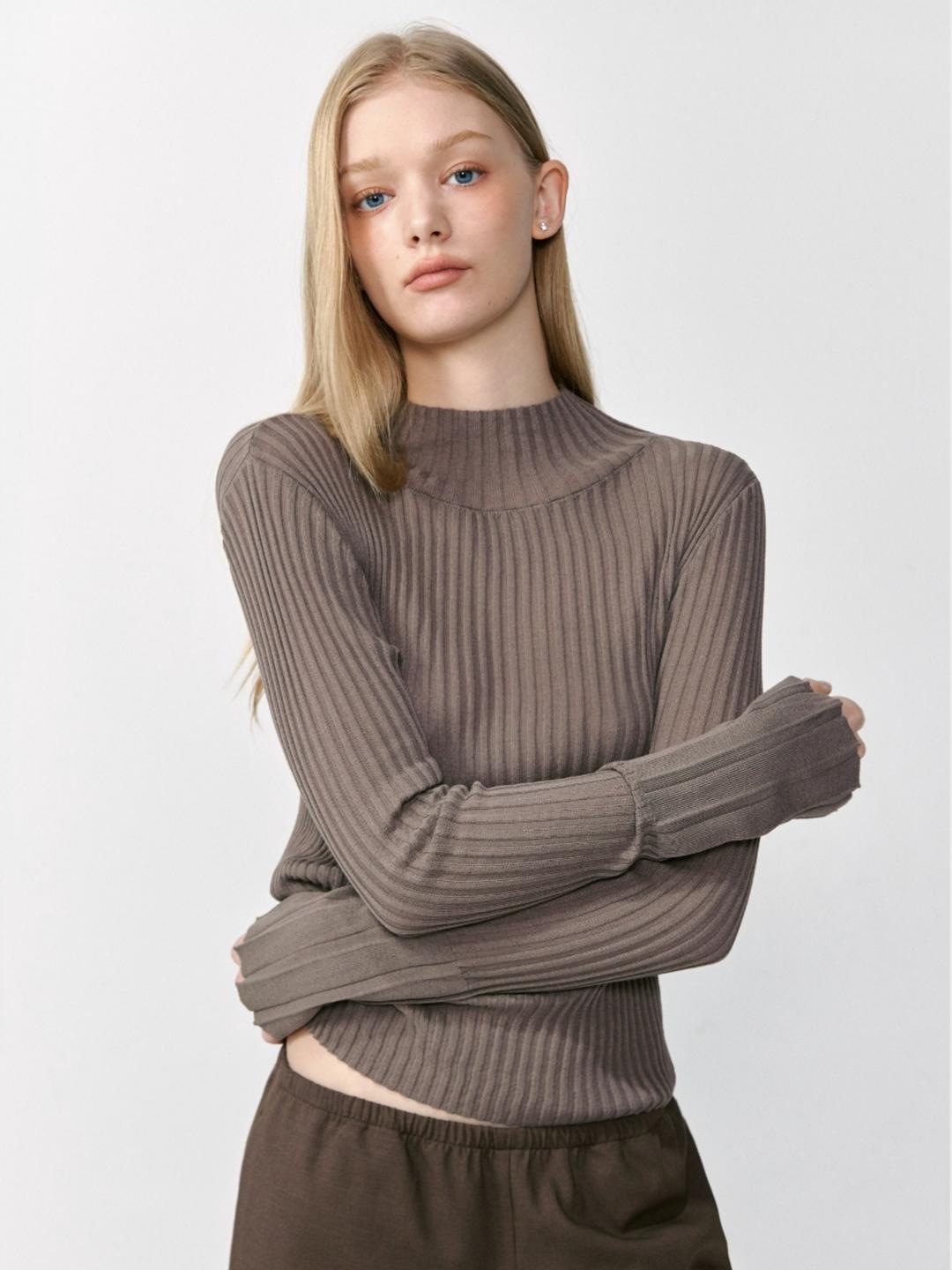 Crepe Bell-Sleeve Knit