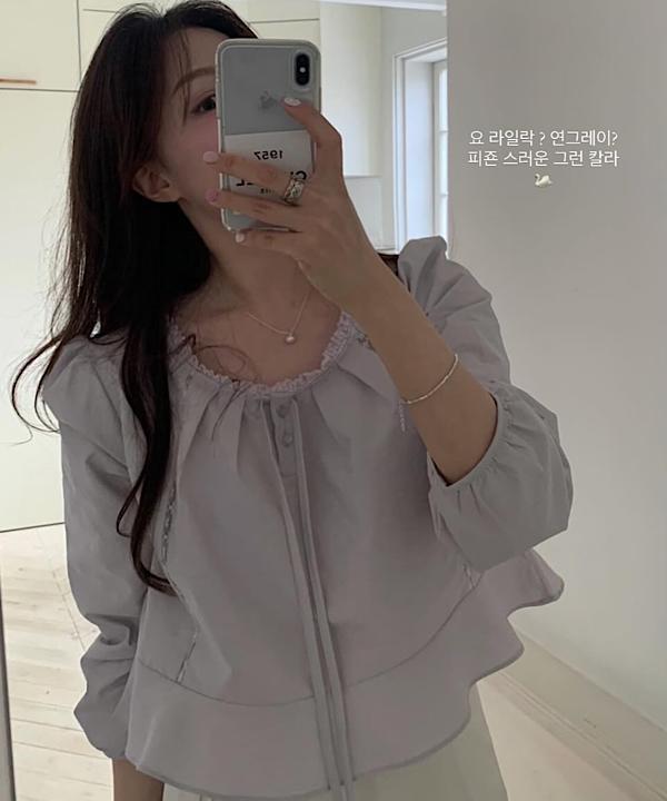 엠버쥬쥬 (당일)프리티영띵 밀 크롭 레이스 블라우스 2col pyt 프영띵 프릴 레이스 퍼프 리본 끈 러블리 핀턱 봄 신상