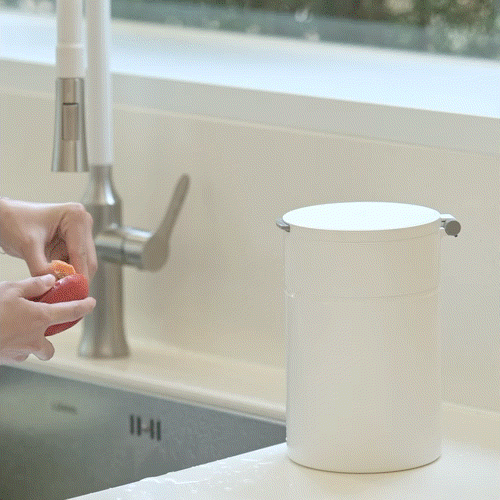 [오늘의딜][10%쿠폰+카카오7%] 완벽 냄새차단! 톡하면 열리는 음식물쓰레기통