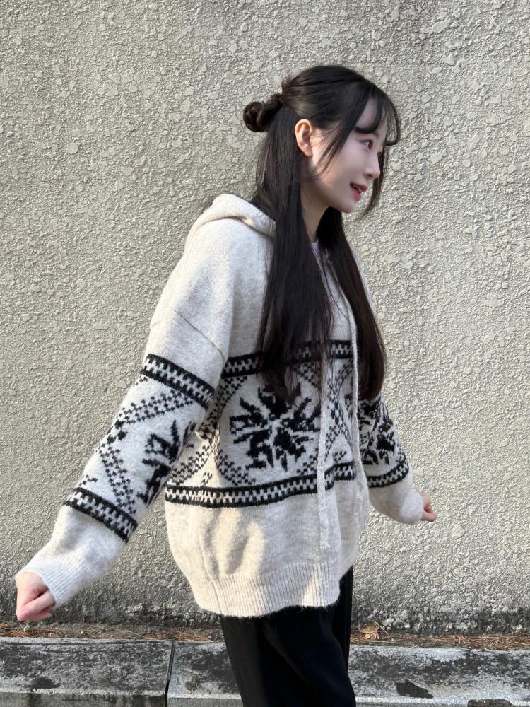 [리코지] 스노우 아일렛 노르딕 후드 울니트(2color)