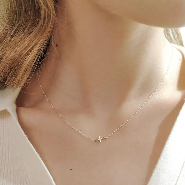 [silver925][에스파 닝닝, 권은비 착용] krisi cross necklace