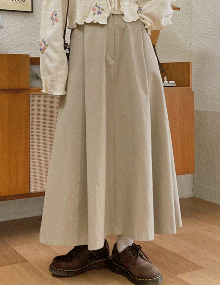 트리타플레어스커트