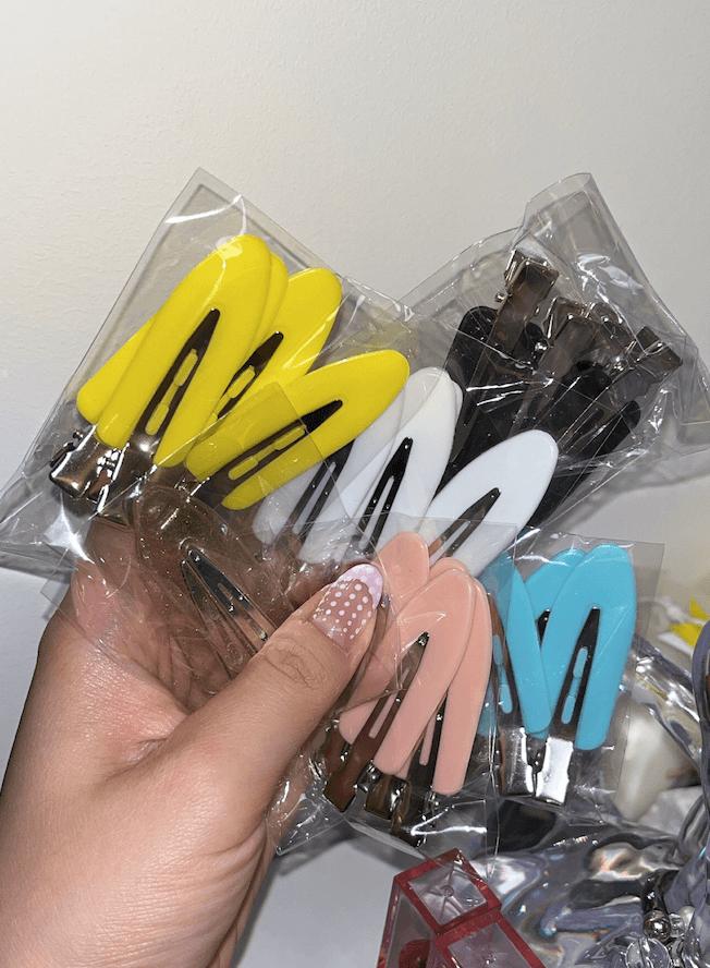 Backstage Pin (4pieces)