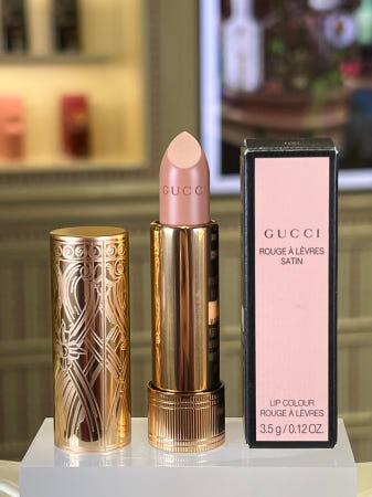 이런 상품 어때요? [ GUCCI BEAUTY / 구찌뷰티 ] 구찌  루즈 사틴 100 린다베이지 3.5g