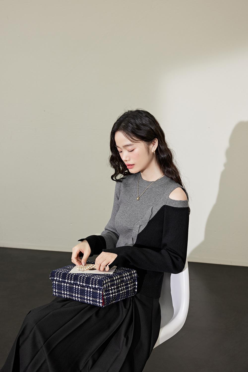 비대칭 니트 탑