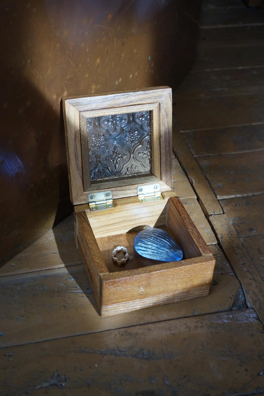 GLASS WOOD ACCESSORIES BOX *MADE IN THAILAND (REORDER)