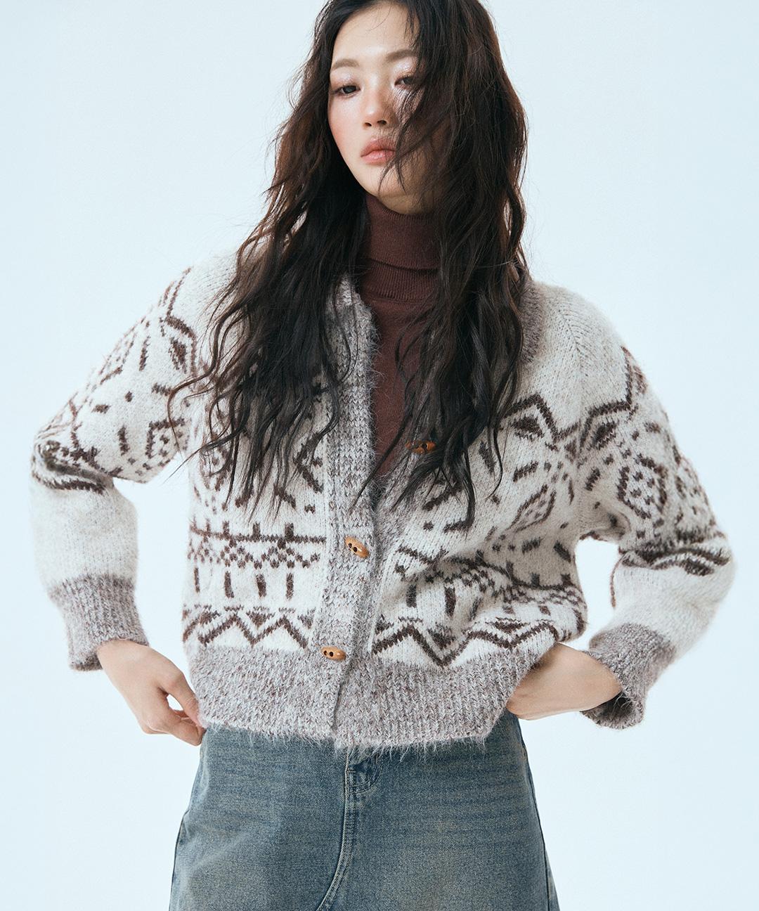 미쏘 [스노우걸 ❄]스노우 카라넥 토글 가디건_MIWCKFV7SS