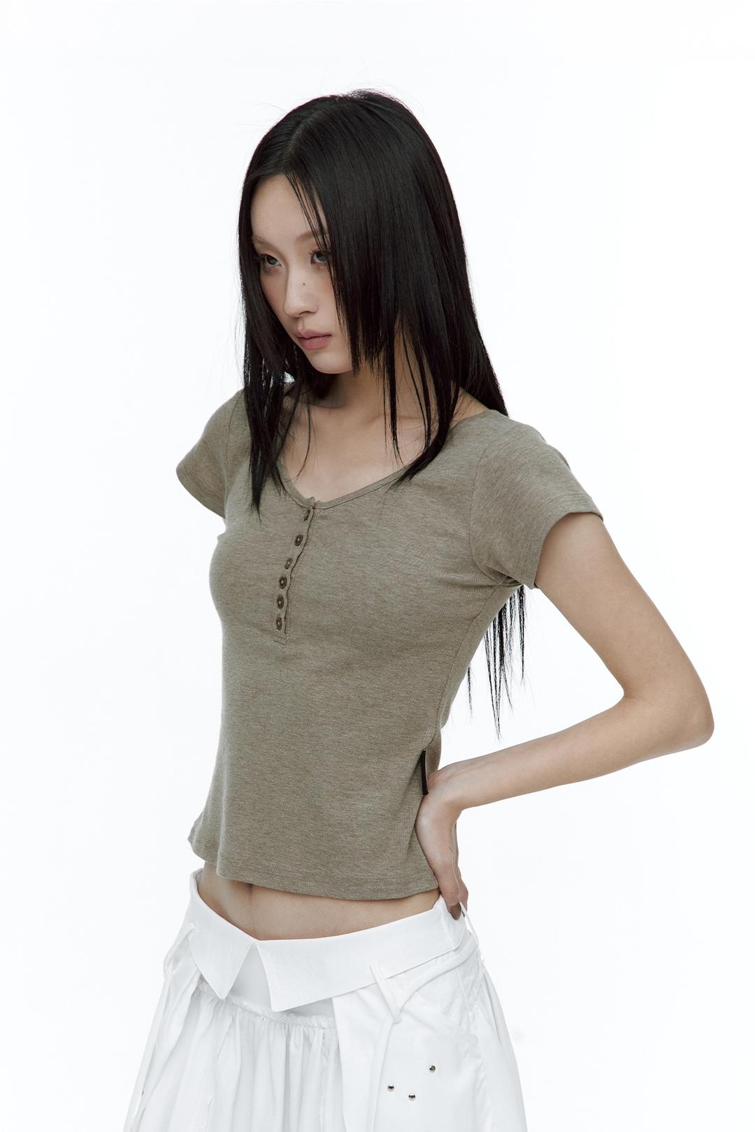 Asci Cross Henly Neck T-shirt Khaki Brown